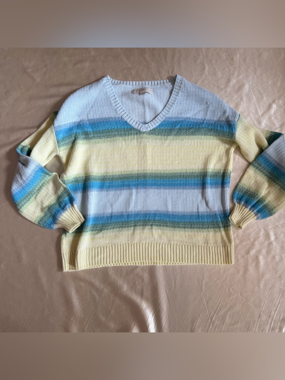 LOFT Women's Pastel Striped V-Neck Cotton Blend Pullover Sweater Size Medium